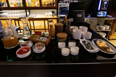 Urban Anaga Hotel, Breakfast area