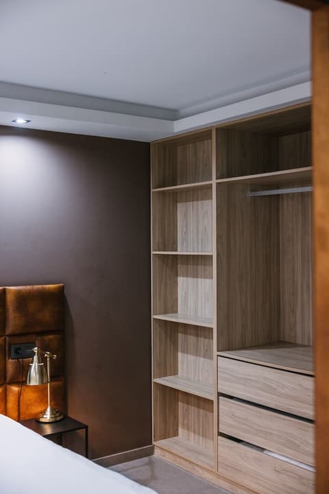 Poem Suites by Airnest