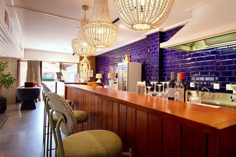 WOT Costa da Caparica Soul, Bar (on property)