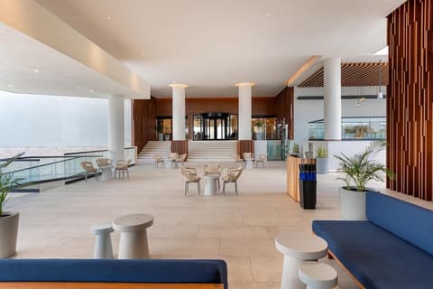 Hilton Cancun Mar Caribe All-Inclusive Resort