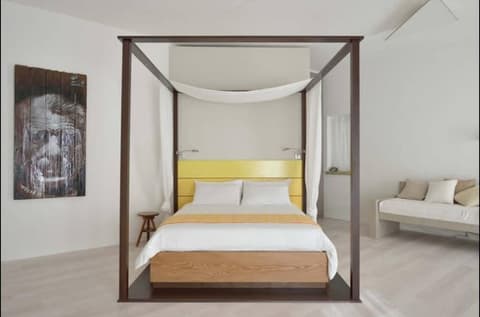 Community Rooms & Wine