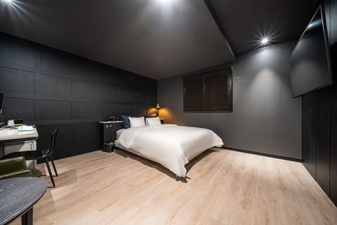 Stay Month Hotel, Room