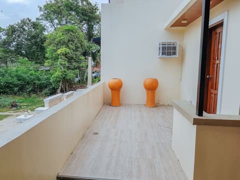 RedDoorz @ Caimito Drive Dampas