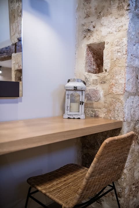 Aoria Estate Old Port, Room