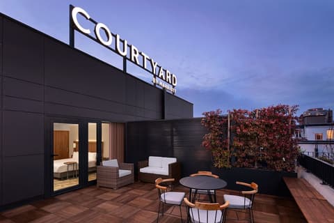 Courtyard by Marriott Paris Porte de Versailles, Terrace/patio