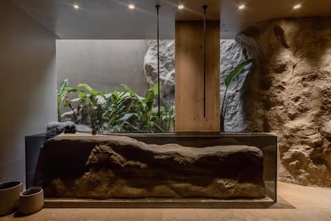 Acro Wellness Suites - Adults Only