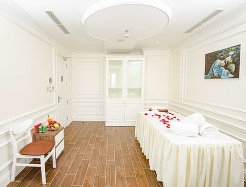 Manh Quan Luxury Hotel