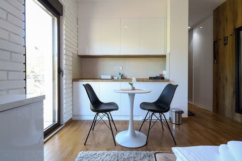 All Seasons Residence