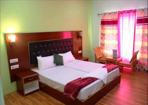 Hotel Jeevanam Villa