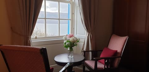 Creag Dhubh Country House