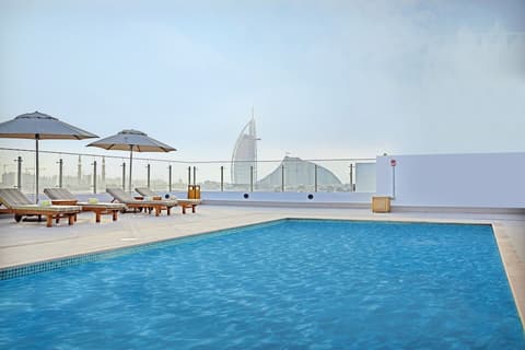 Lemon Tree Hotel Jumeirah Dubai, Pool