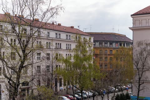 Manda Heritage Hotel, Street view