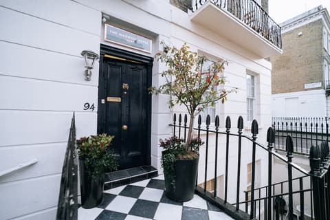 The Warwick by Nestor