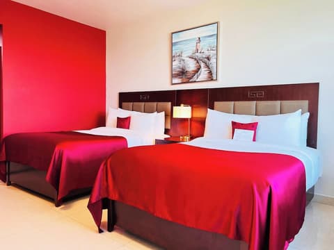 Golden Bay Hotel by Marine Parade, Room