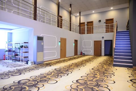 Privado Hotels, Lobby