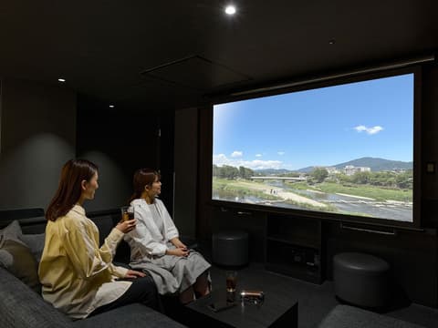 sequence KYOTO GOJO, Room