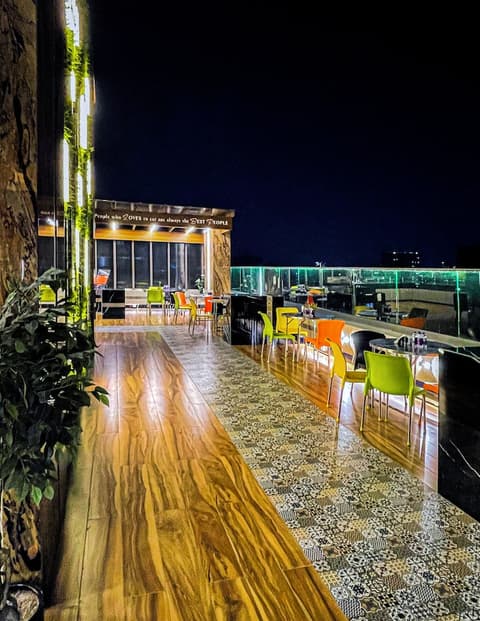 Hotel Auris & Banquets, Mumbai International Airport