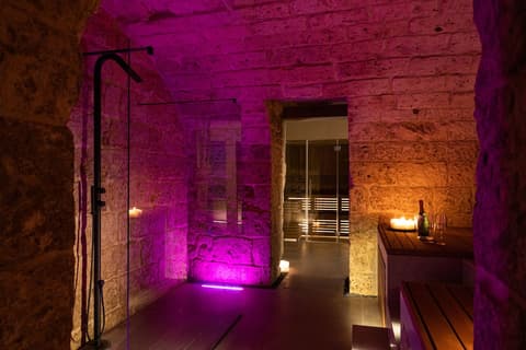 Vis Urban Suites & Spa