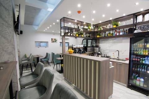 Hotel Omia, Bar (on property)