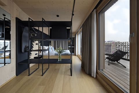 Numa Vienna Wood