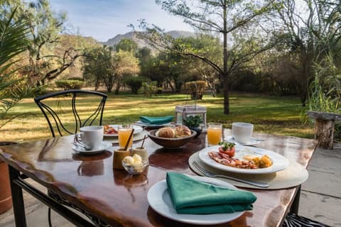 Flamingo Hill Tented Camp, Breakfast meal
