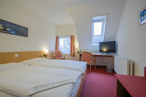 Hotel Promenade, Room