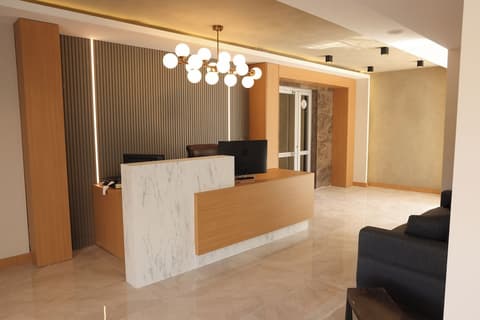 Livia Residence, Reception