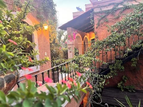 Posada del Cortes Hotel, Living area