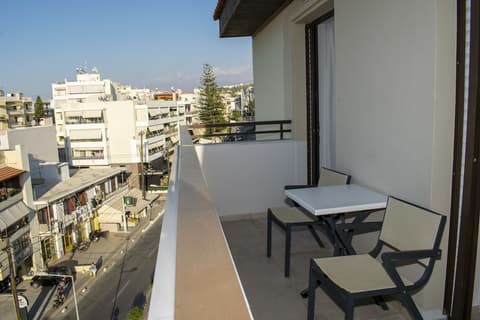 Elina Hotel Apartments