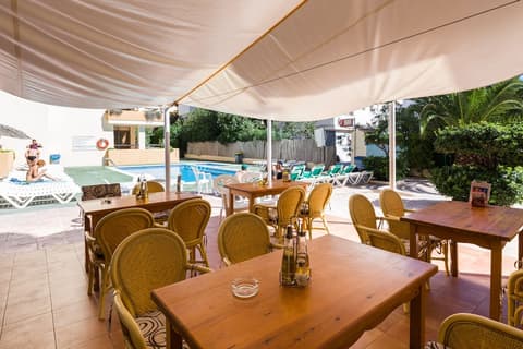 Apartamentos Arlanza - Adults Only