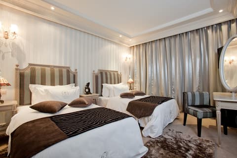 Hotel Art Palace Suites & Spa