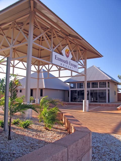 Exmouth Escape Resort, Interior entrance