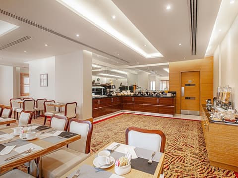 Golden Sands Hotel & Residences