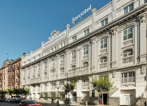 Hotel Sercotel Coliseo, Front of property