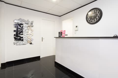 Hostal Gran Via 63 Rooms, Reception