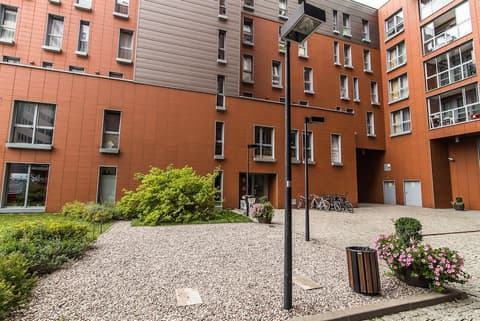 Senator Warsaw Apartments