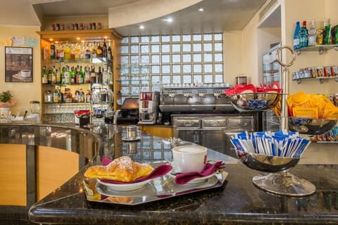 Hotel Casa Tra Noi, Bar (on property)