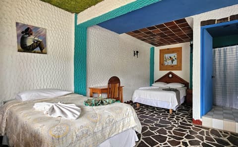 Eco Hotel Uxlabil Atitlan