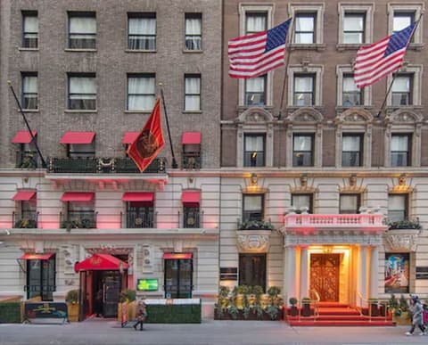 Sanctuary Hotel New York, Exterior detail