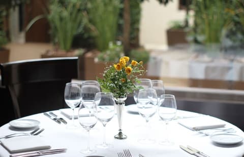 Hotel Intersur Recoleta, Restaurant