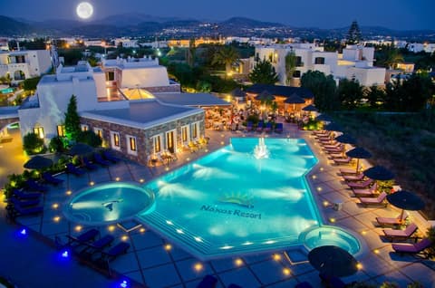 Naxos Resort, Outdoor pool