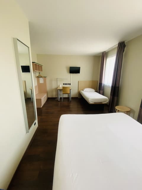 B&B HOTEL Aubagne Gémenos