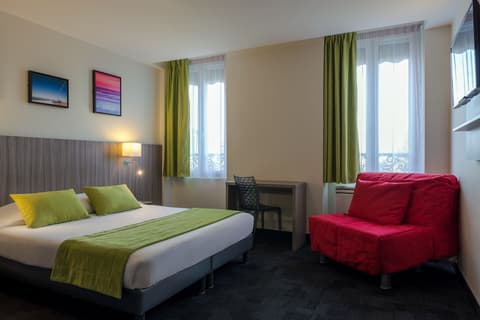 Reims Hotel, Room