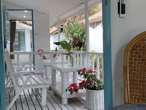 Sand Sea Beach Resort, Terrace/patio