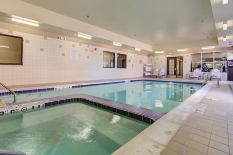 La Quinta Inn & Suites by Wyndham Denver Gateway Park