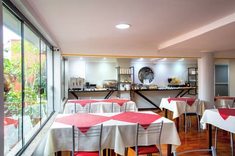 Oscar Hotel