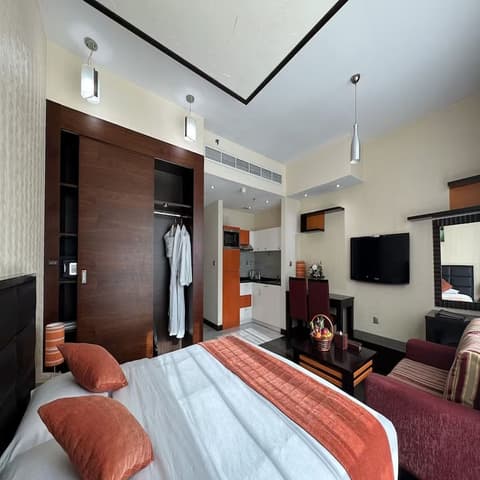 Sunday Marina View Hotel Apartments, Room