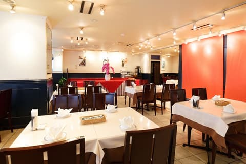 Akasaka Yoko Hotel, Restaurant