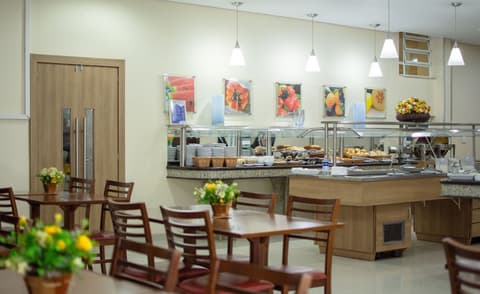 Hotel Dan Inn Express Foz do Iguaçu By Nacional Inn, Restaurant