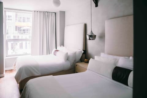 CODA Williamsburg, Room